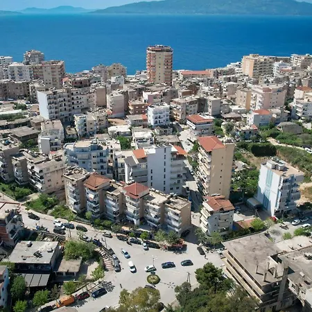 Emiljano Apartment *