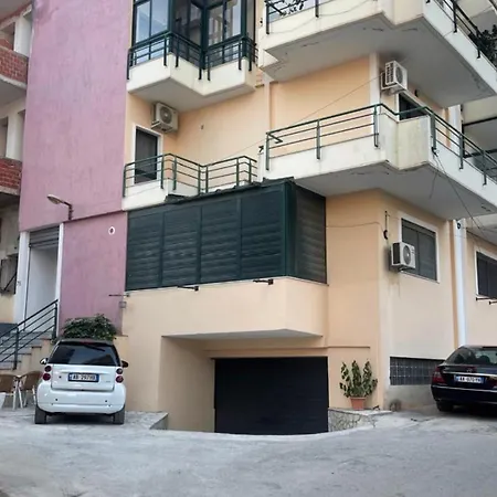 Emiljano Apartment