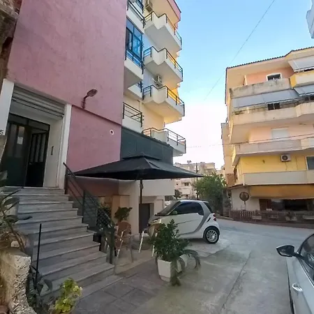 Emiljano Apartment Sarande