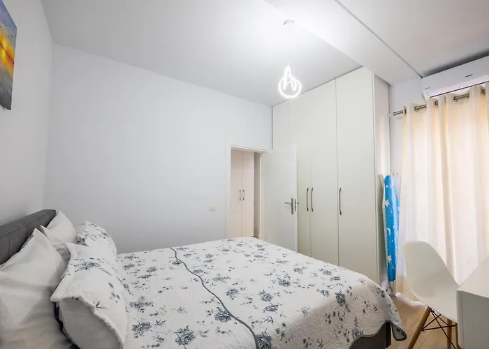 公寓 Emiljano Sarandë